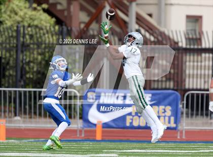 Thumbnail 2 in FR: De La Salle @ Junipero Serra photogallery.