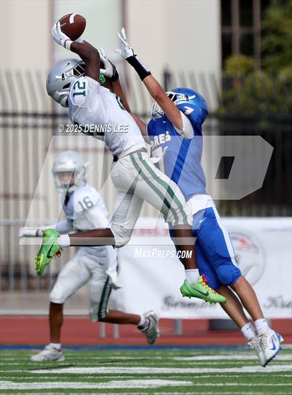 Thumbnail 2 in FR: De La Salle @ Junipero Serra photogallery.