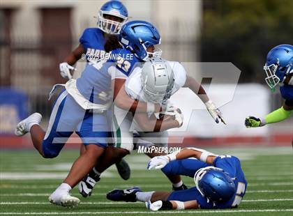 Thumbnail 2 in FR: De La Salle @ Junipero Serra photogallery.