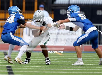 Thumbnail 3 in FR: De La Salle @ Junipero Serra photogallery.