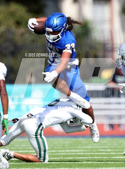 Thumbnail 1 in FR: De La Salle @ Junipero Serra photogallery.