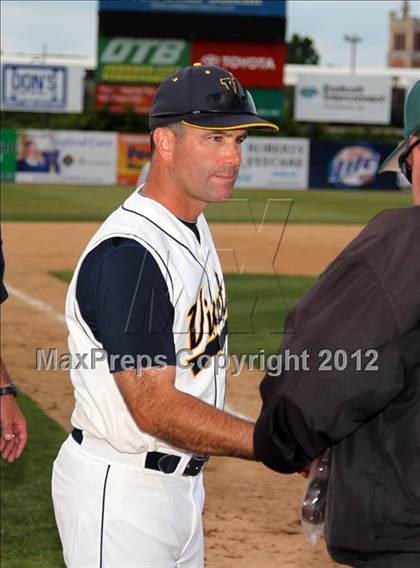 Thumbnail 2 in Kingston vs. Victor (NYSPHSAA Class AA Final) photogallery.