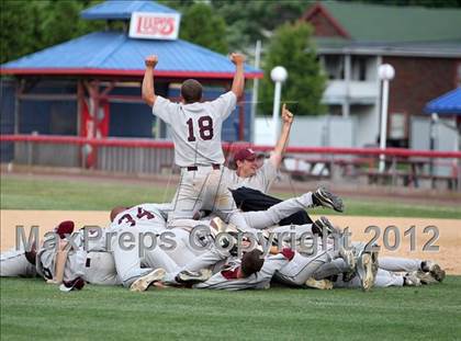 Thumbnail 2 in Kingston vs. Victor (NYSPHSAA Class AA Final) photogallery.