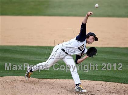 Thumbnail 2 in Kingston vs. Victor (NYSPHSAA Class AA Final) photogallery.