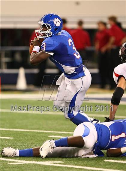 Thumbnail 1 in Duncanville vs. Coppell (5A Division 1 Region 1 Area Playoffs) photogallery.