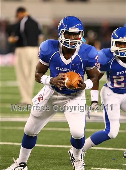 Thumbnail 2 in Duncanville vs. Coppell (5A Division 1 Region 1 Area Playoffs) photogallery.