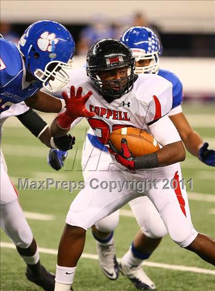 Thumbnail 1 in Duncanville vs. Coppell (5A Division 1 Region 1 Area Playoffs) photogallery.