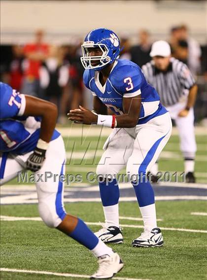 Thumbnail 3 in Duncanville vs. Coppell (5A Division 1 Region 1 Area Playoffs) photogallery.