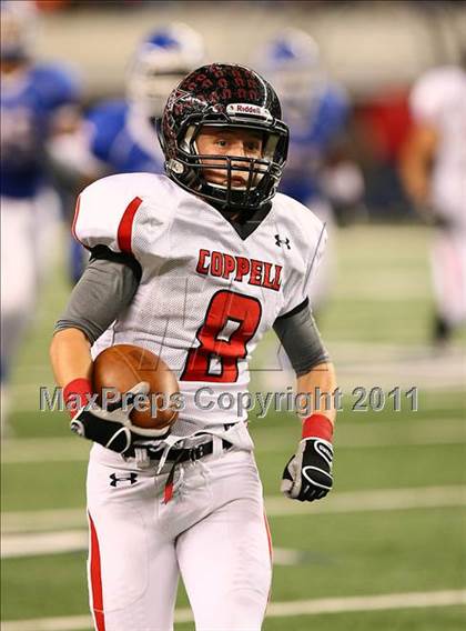 Thumbnail 2 in Duncanville vs. Coppell (5A Division 1 Region 1 Area Playoffs) photogallery.