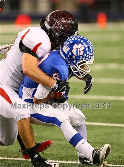 Thumbnail 2 in Duncanville vs. Coppell (5A Division 1 Region 1 Area Playoffs) photogallery.