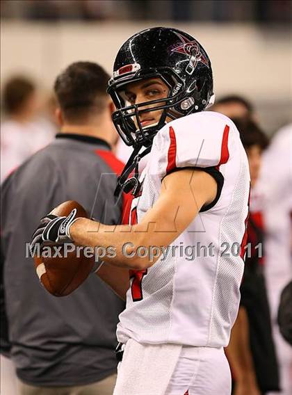 Thumbnail 1 in Duncanville vs. Coppell (5A Division 1 Region 1 Area Playoffs) photogallery.