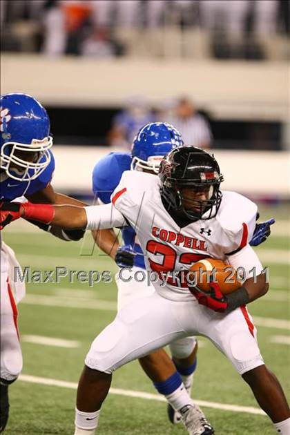 Thumbnail 2 in Duncanville vs. Coppell (5A Division 1 Region 1 Area Playoffs) photogallery.