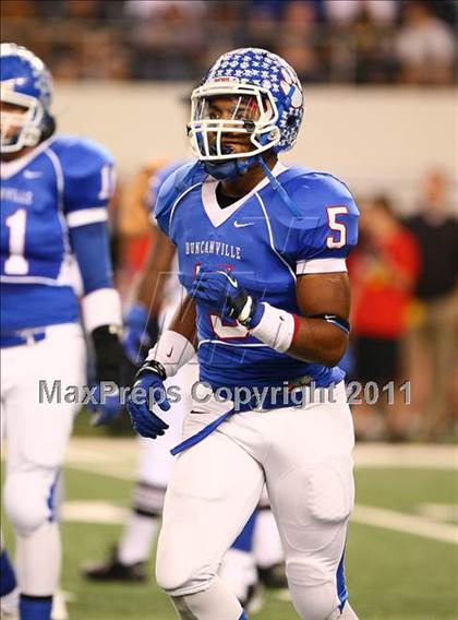 Thumbnail 1 in Duncanville vs. Coppell (5A Division 1 Region 1 Area Playoffs) photogallery.