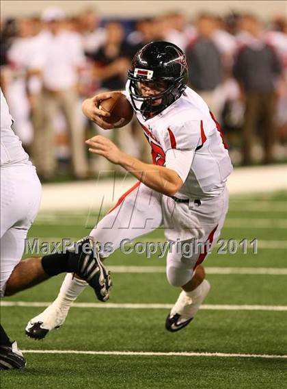 Thumbnail 2 in Duncanville vs. Coppell (5A Division 1 Region 1 Area Playoffs) photogallery.