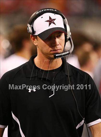 Thumbnail 3 in Duncanville vs. Coppell (5A Division 1 Region 1 Area Playoffs) photogallery.