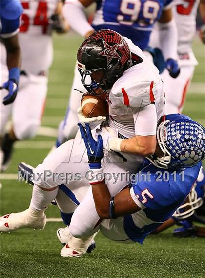 Thumbnail 2 in Duncanville vs. Coppell (5A Division 1 Region 1 Area Playoffs) photogallery.
