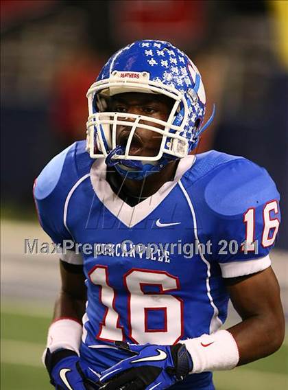 Thumbnail 1 in Duncanville vs. Coppell (5A Division 1 Region 1 Area Playoffs) photogallery.