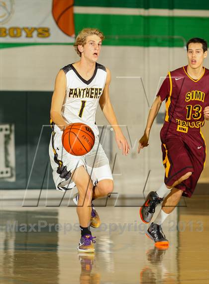 Thumbnail 2 in Newbury Park vs. Simi Valley (Canyon Classic) photogallery.