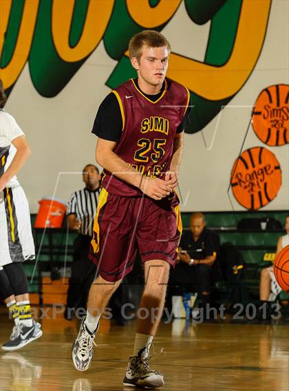 Thumbnail 1 in Newbury Park vs. Simi Valley (Canyon Classic) photogallery.