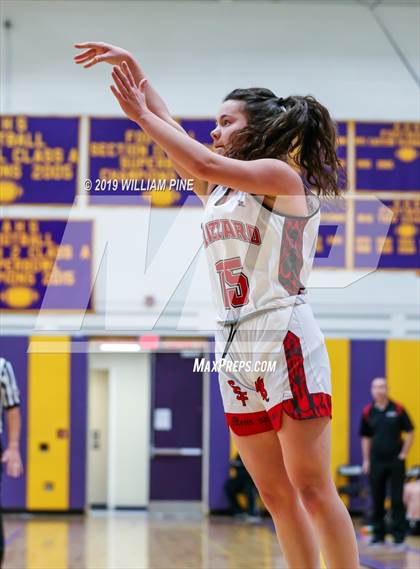 Thumbnail 1 in Hanover vs. St. Francois (Quebec) (Amsterdam Holiday College Showcase)  photogallery.