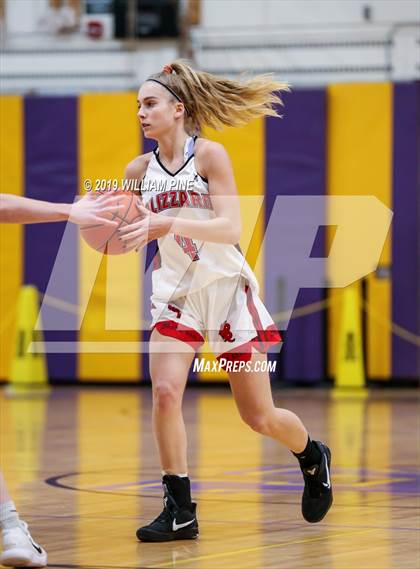 Thumbnail 2 in Hanover vs. St. Francois (Quebec) (Amsterdam Holiday College Showcase)  photogallery.