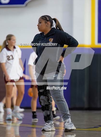 Thumbnail 1 in Maple Mountain vs. Central (Tarkanian Classic) photogallery.