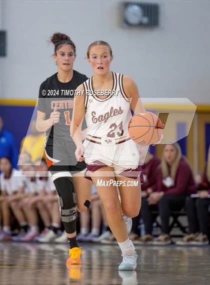 Thumbnail 3 in Maple Mountain vs. Central (Tarkanian Classic) photogallery.