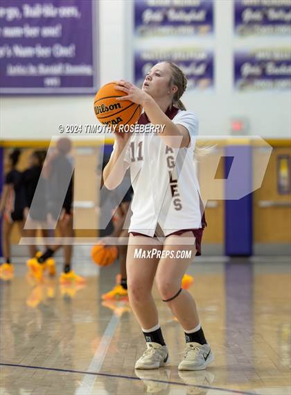 Thumbnail 2 in Maple Mountain vs. Central (Tarkanian Classic) photogallery.