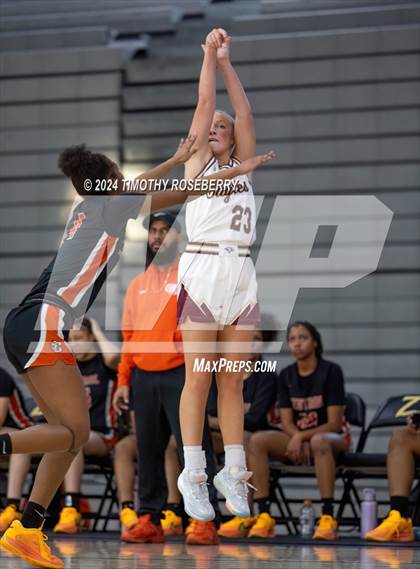 Thumbnail 1 in Maple Mountain vs. Central (Tarkanian Classic) photogallery.