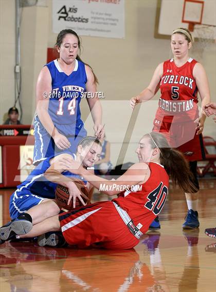 Thumbnail 2 in Turlock Christian vs. St. Vincent de Paul (Viking Classic) photogallery.