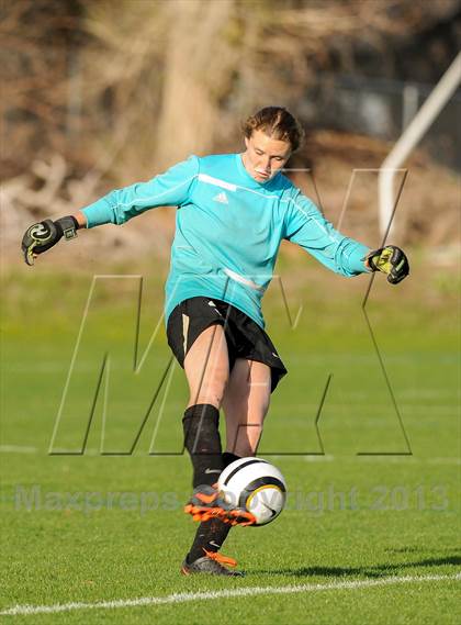 Thumbnail 1 in Mullen vs. Montrose (CHSAA 4A 2nd Round Playoff) photogallery.