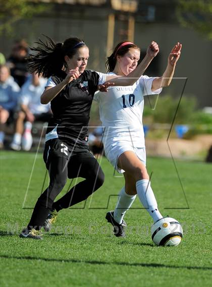 Thumbnail 2 in Mullen vs. Montrose (CHSAA 4A 2nd Round Playoff) photogallery.