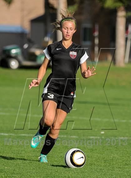Thumbnail 1 in Mullen vs. Montrose (CHSAA 4A 2nd Round Playoff) photogallery.