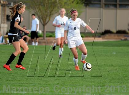 Thumbnail 3 in Mullen vs. Montrose (CHSAA 4A 2nd Round Playoff) photogallery.