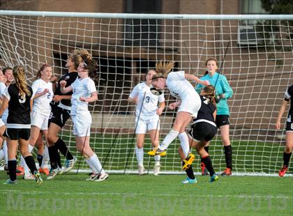 Thumbnail 3 in Mullen vs. Montrose (CHSAA 4A 2nd Round Playoff) photogallery.