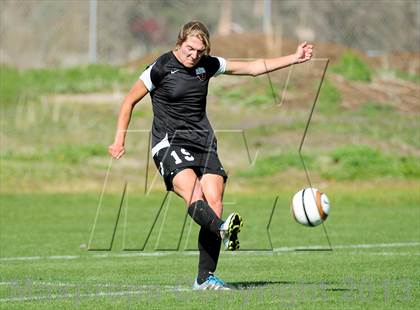Thumbnail 1 in Mullen vs. Montrose (CHSAA 4A 2nd Round Playoff) photogallery.