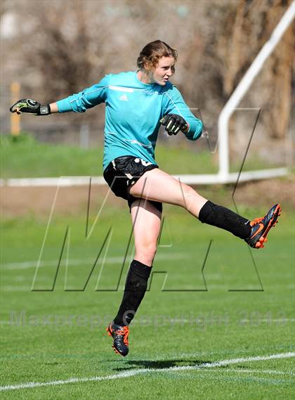 Thumbnail 2 in Mullen vs. Montrose (CHSAA 4A 2nd Round Playoff) photogallery.