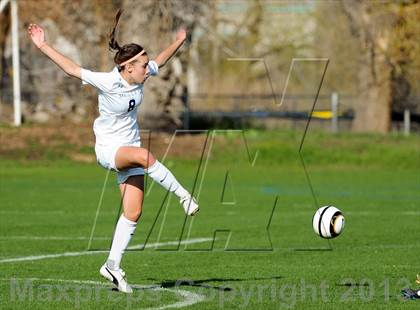 Thumbnail 3 in Mullen vs. Montrose (CHSAA 4A 2nd Round Playoff) photogallery.