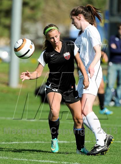 Thumbnail 2 in Mullen vs. Montrose (CHSAA 4A 2nd Round Playoff) photogallery.