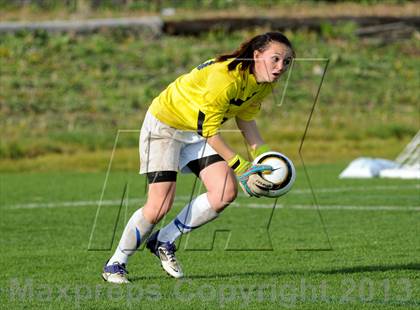 Thumbnail 3 in Mullen vs. Montrose (CHSAA 4A 2nd Round Playoff) photogallery.