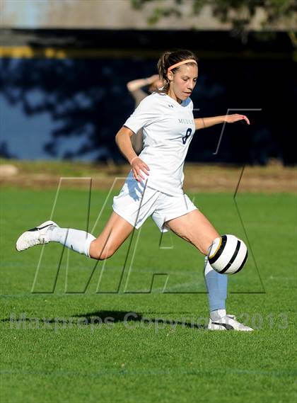 Thumbnail 1 in Mullen vs. Montrose (CHSAA 4A 2nd Round Playoff) photogallery.