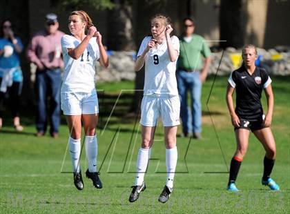 Thumbnail 2 in Mullen vs. Montrose (CHSAA 4A 2nd Round Playoff) photogallery.
