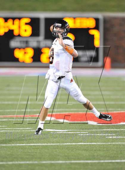 Thumbnail 2 in Highland Park vs. Aledo (Tom Landry Classic) photogallery.