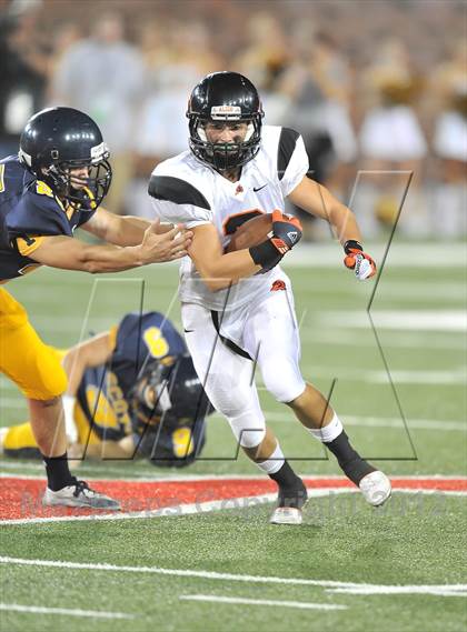 Thumbnail 1 in Highland Park vs. Aledo (Tom Landry Classic) photogallery.