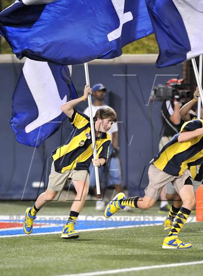 Thumbnail 2 in Highland Park vs. Aledo (Tom Landry Classic) photogallery.