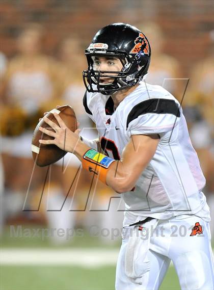 Thumbnail 1 in Highland Park vs. Aledo (Tom Landry Classic) photogallery.