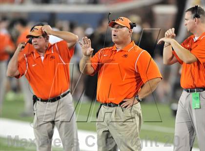 Thumbnail 1 in Highland Park vs. Aledo (Tom Landry Classic) photogallery.
