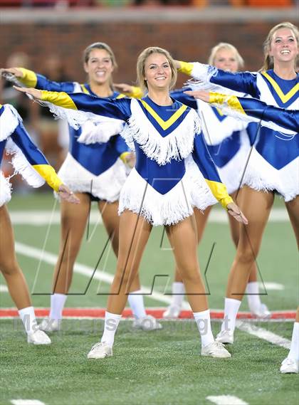Thumbnail 2 in Highland Park vs. Aledo (Tom Landry Classic) photogallery.