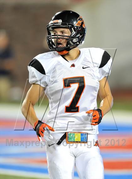 Thumbnail 2 in Highland Park vs. Aledo (Tom Landry Classic) photogallery.