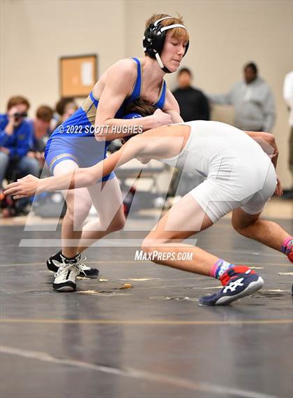 Thumbnail 3 in Wilson Central vs Lebanon (Mount Juliet) photogallery.